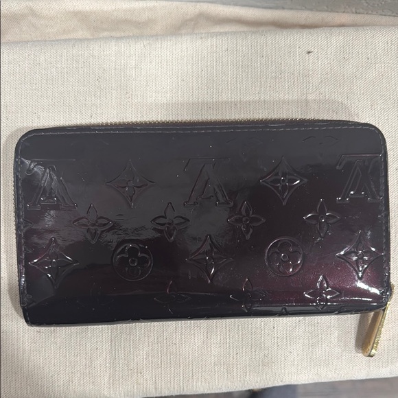 Louis Vuitton Monogram Vernis Wallet - Dark Purple/ Burgundy - Picture 1 of 8
